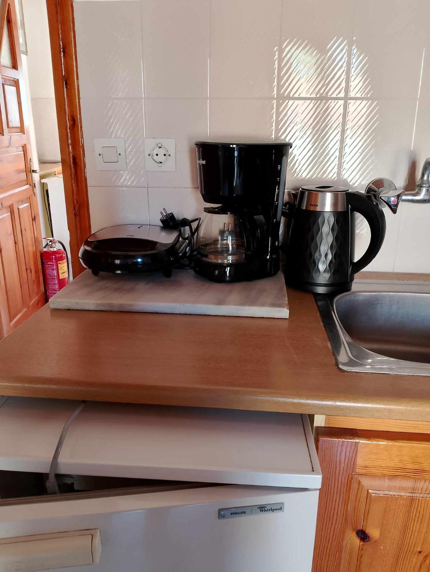 דירות מית'ימנה Mpaliaka Myrsini מראה חיצוני תמונה